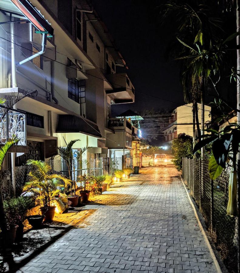 Townhouse - The Urban Inn Dibrugarh Esterno foto